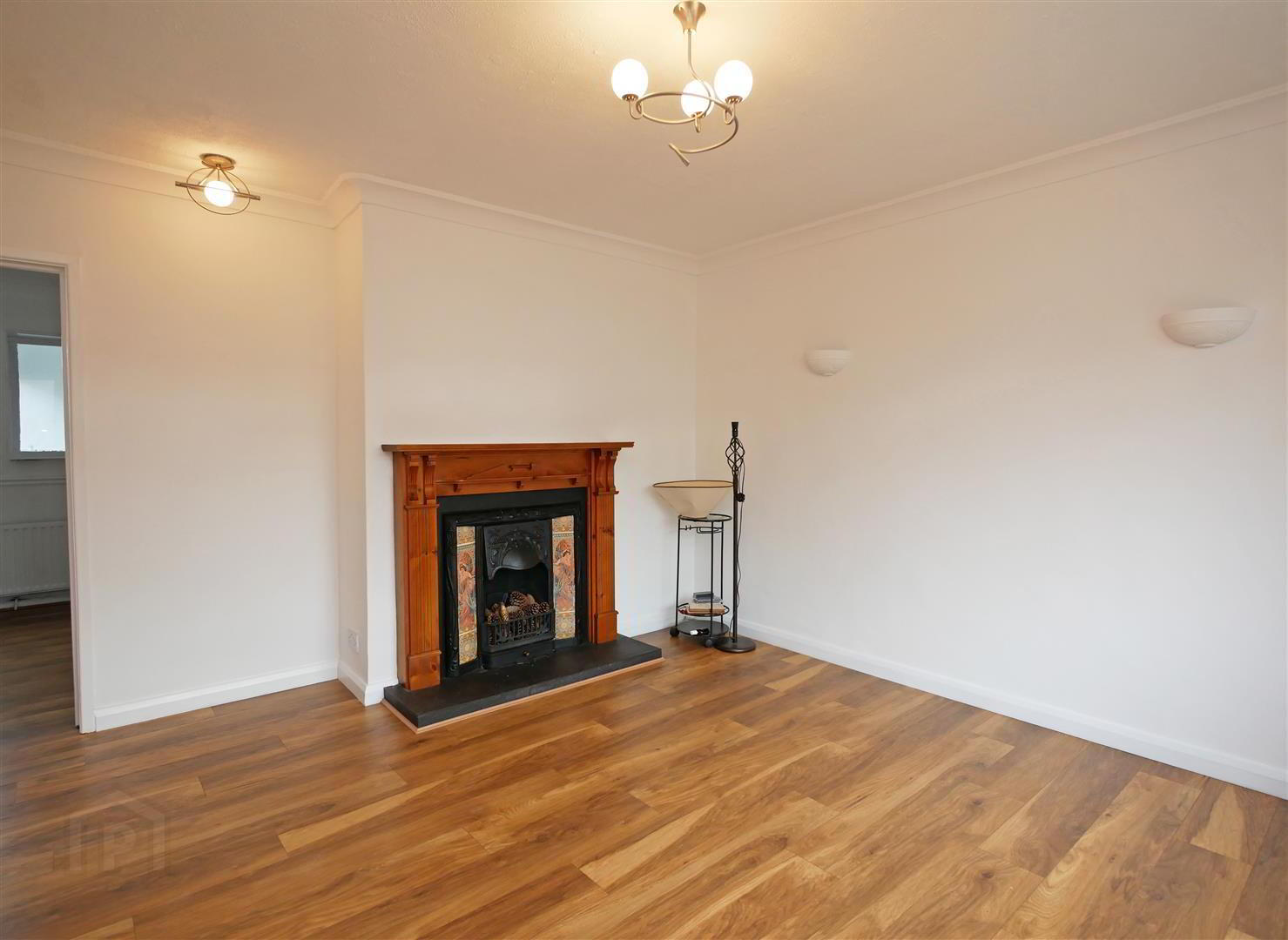 23 Sunnyside Crescent 2 of 16