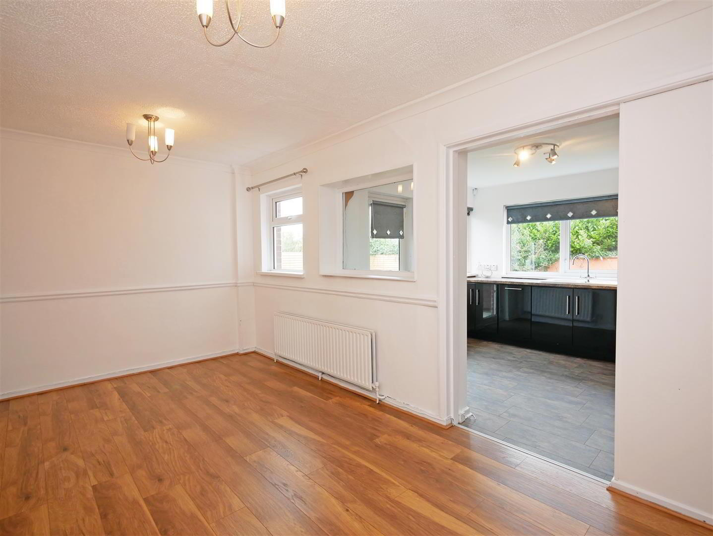 23 Sunnyside Crescent 5 of 16