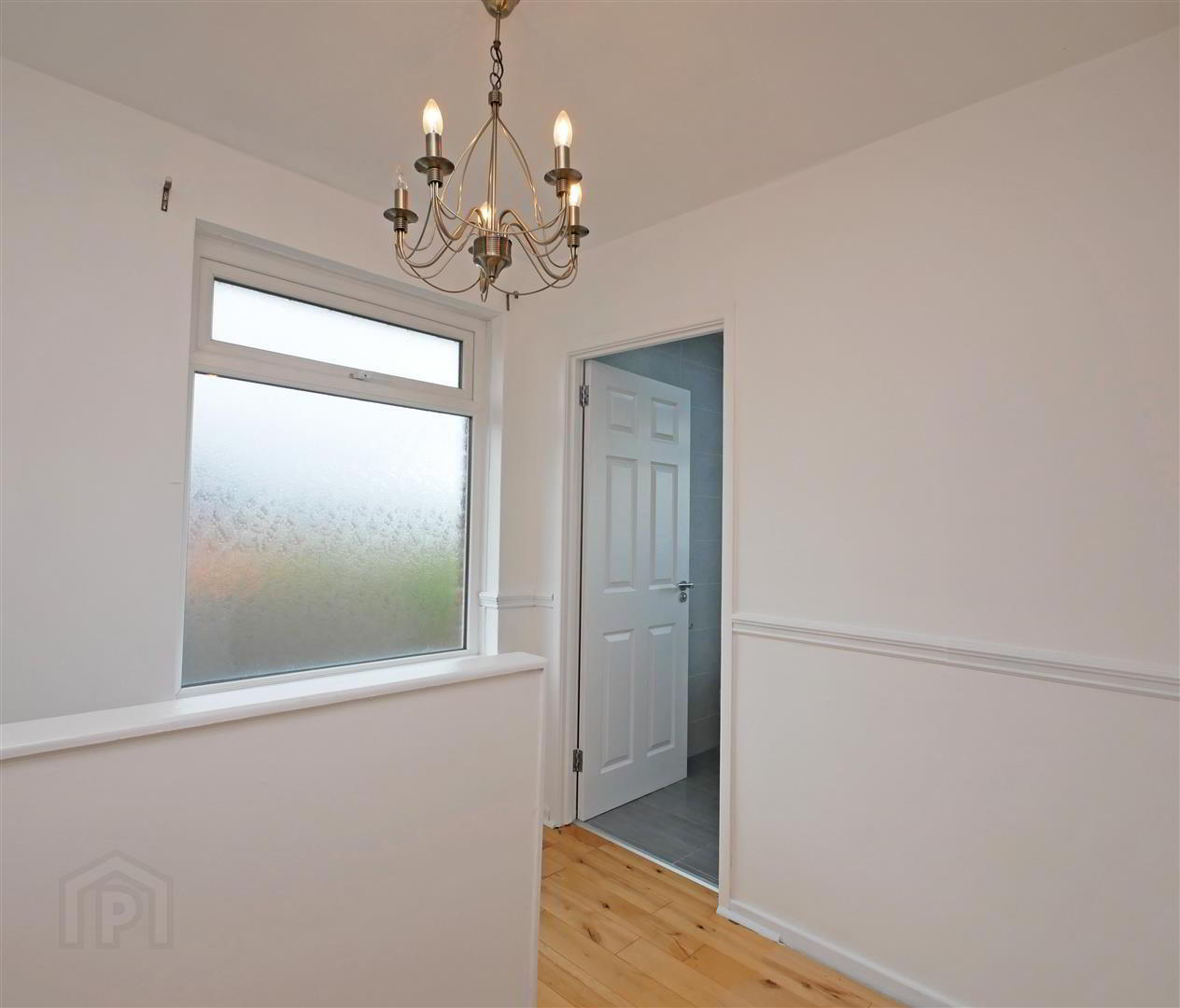 23 Sunnyside Crescent 7 of 16