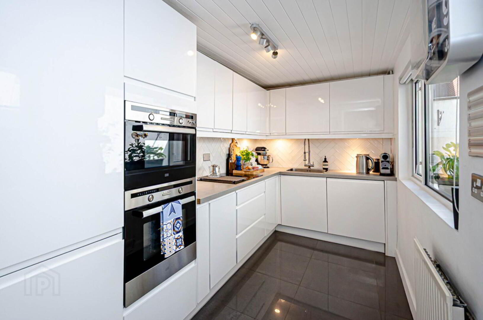 81 Killowen Street 22 of 61