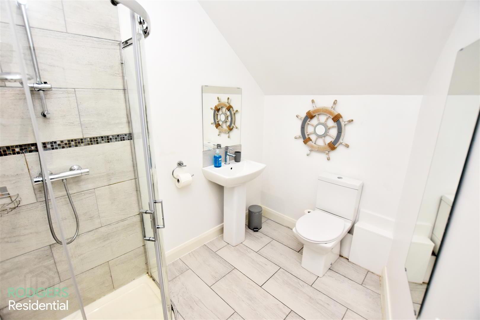 Apartment 6 42 - 46 Upper Newtownards Road 14 of 14