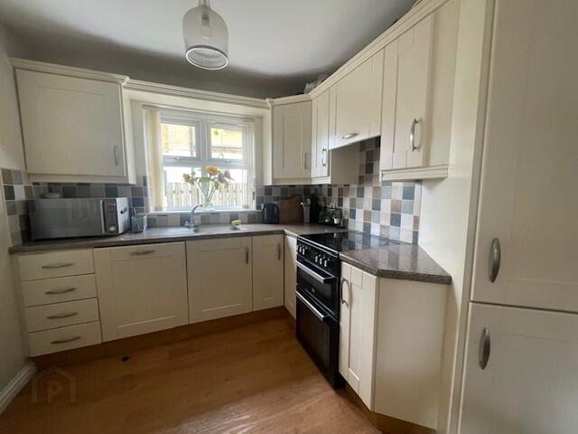 5 Hopefield Grove 4 of 8