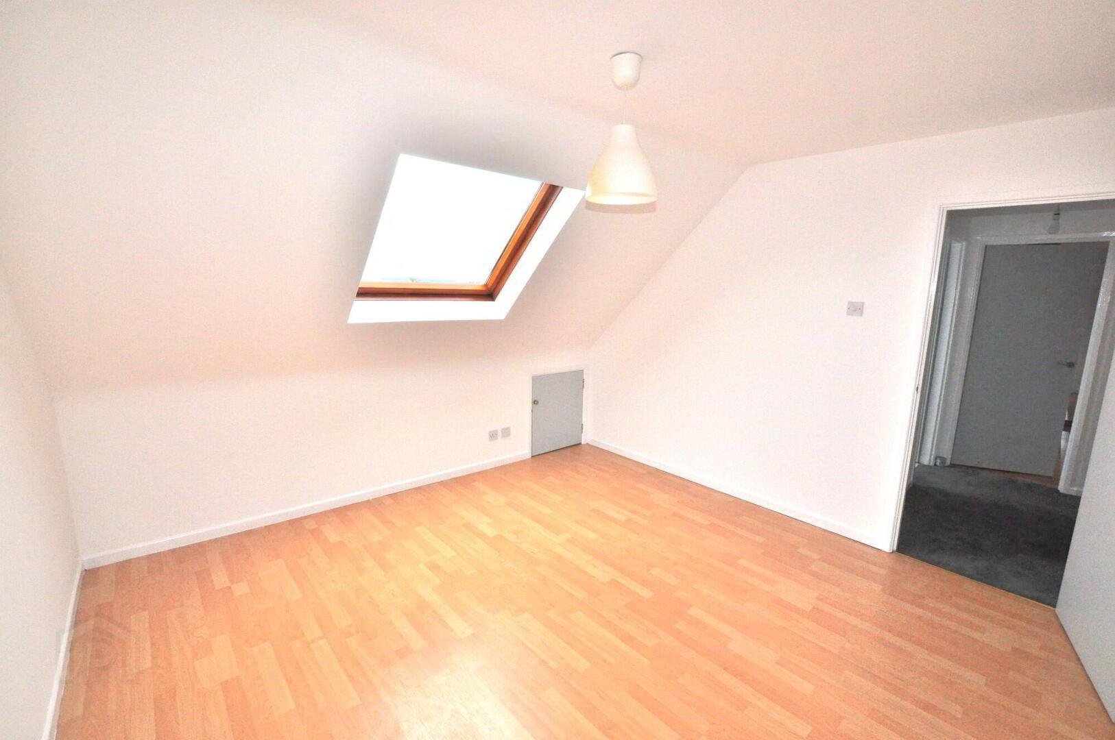 32 Mayfield Walk 18 of 23