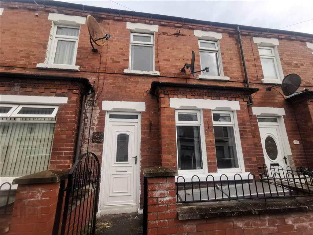 23 Amcomri Street 1 of 9
