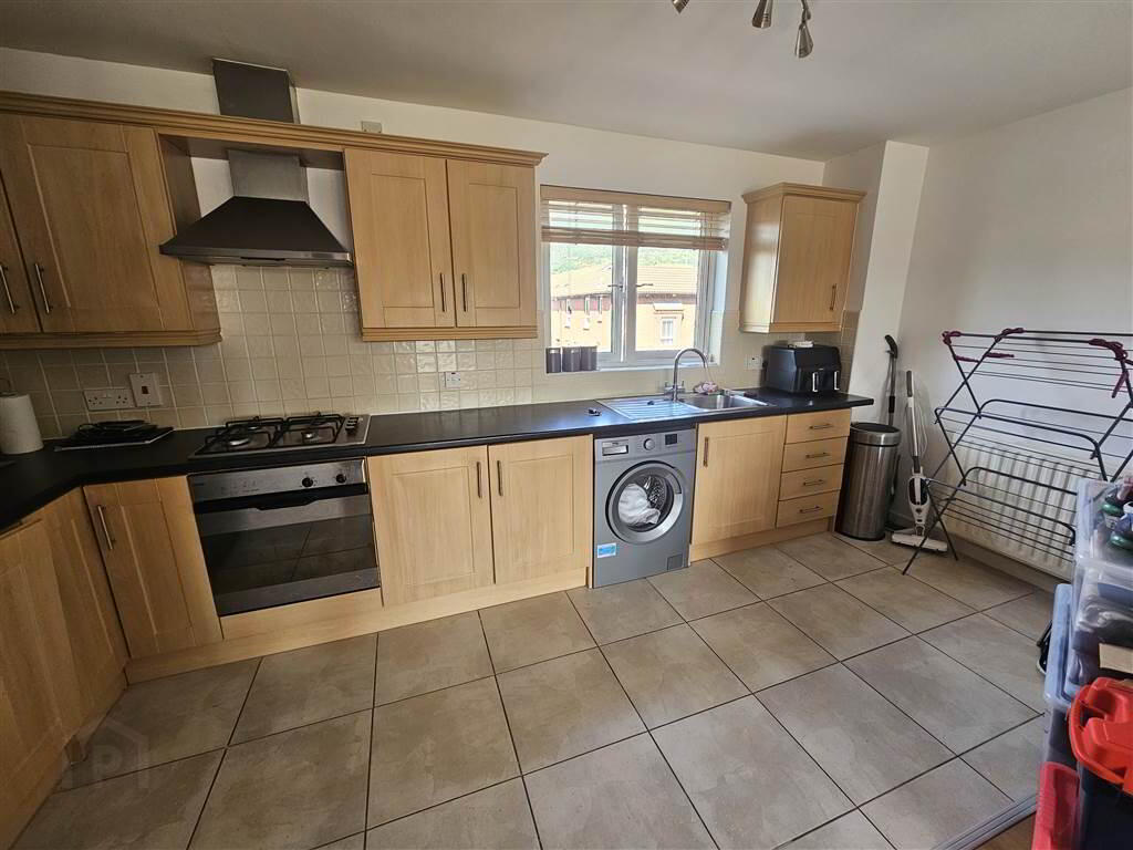 Apt 6 Oak Villa, 1 Sliabh Dubh View 5 of 7