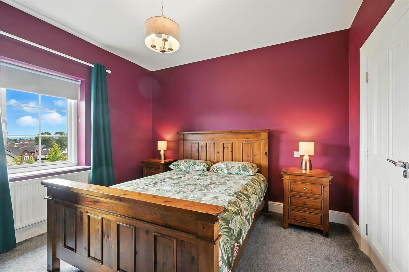 16 Fairfields Manor 17 of 29