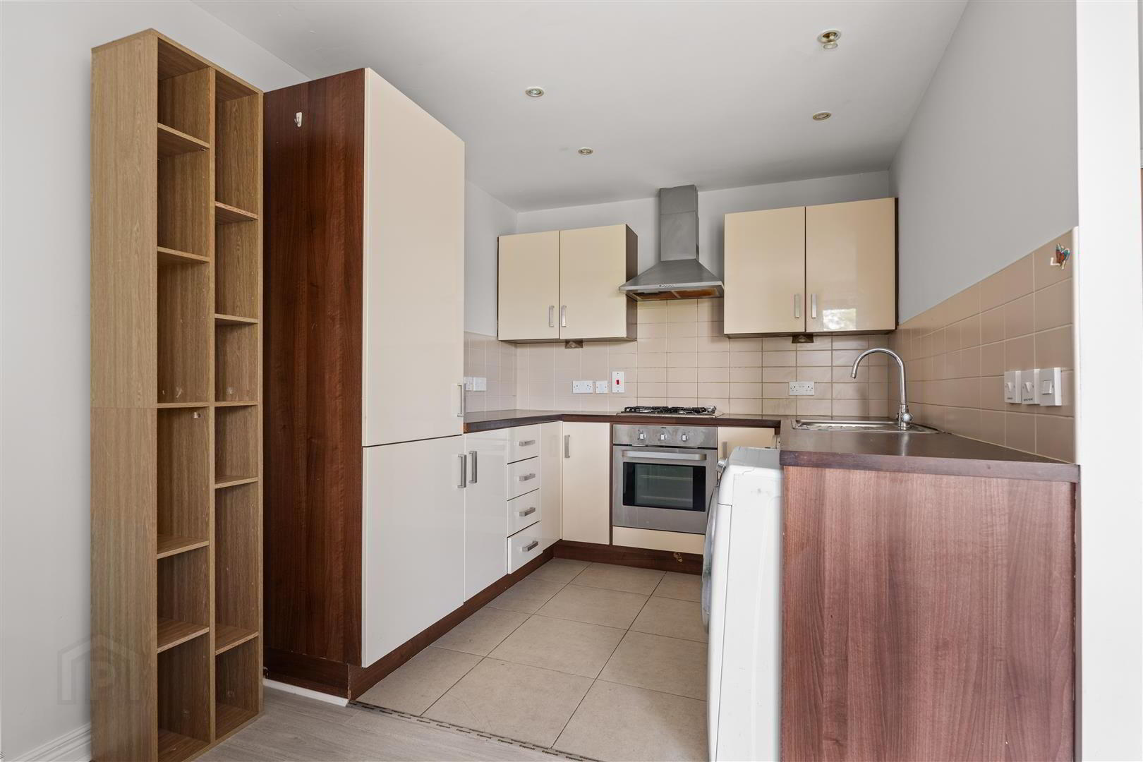 Apartment 29 Luna Building 10 of 23