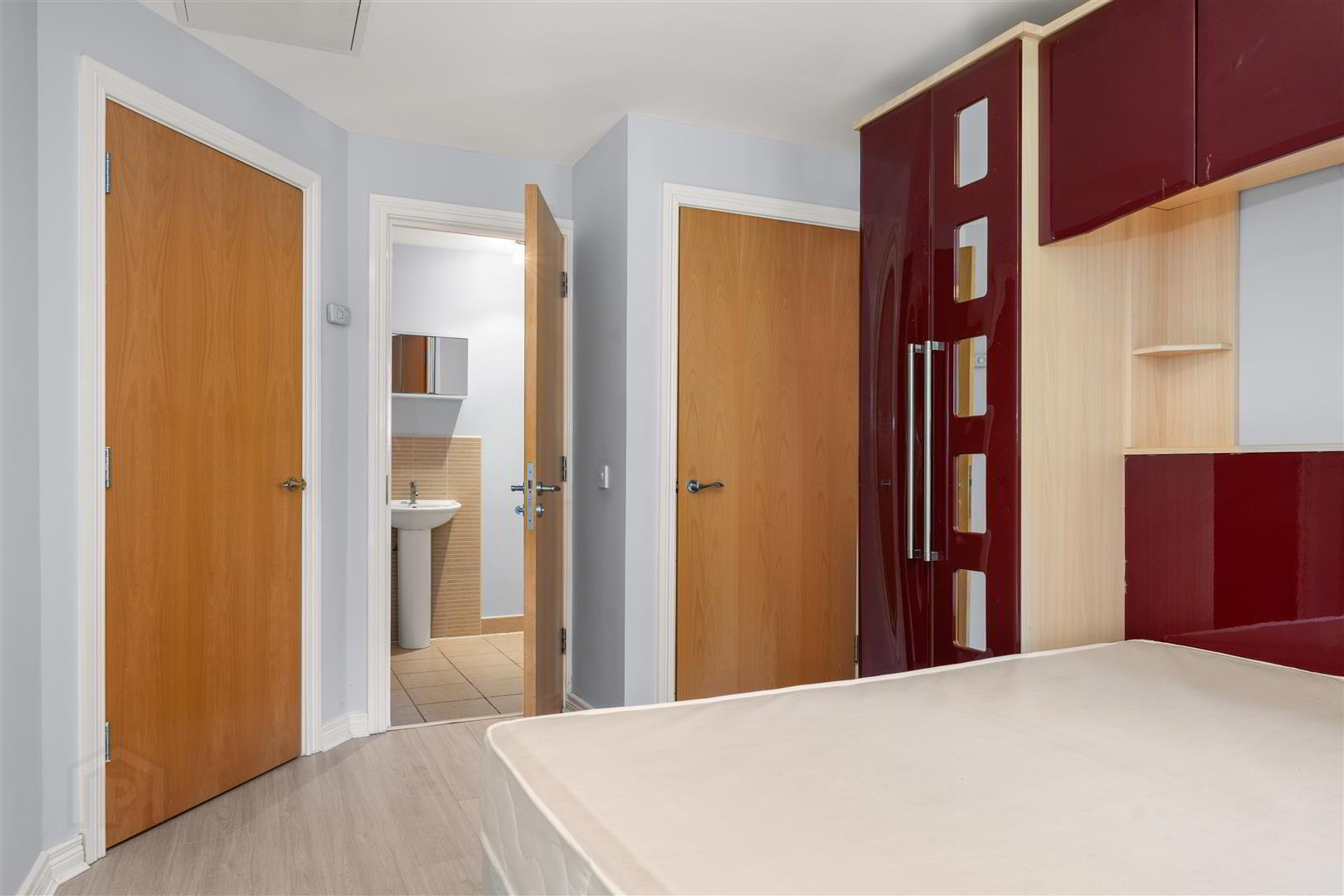 Apartment 29 Luna Building 15 of 23