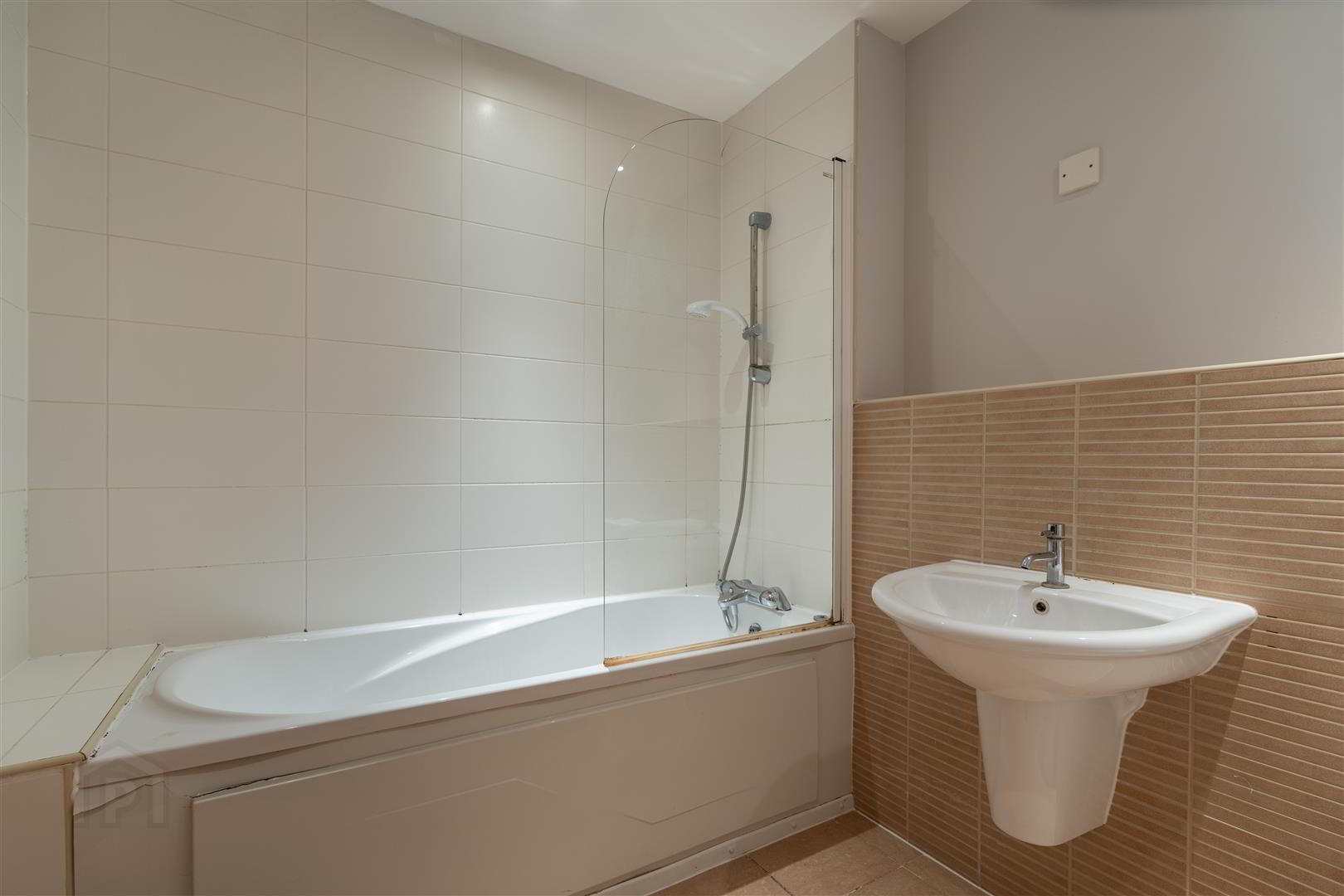 Apartment 29 Luna Building 22 of 23