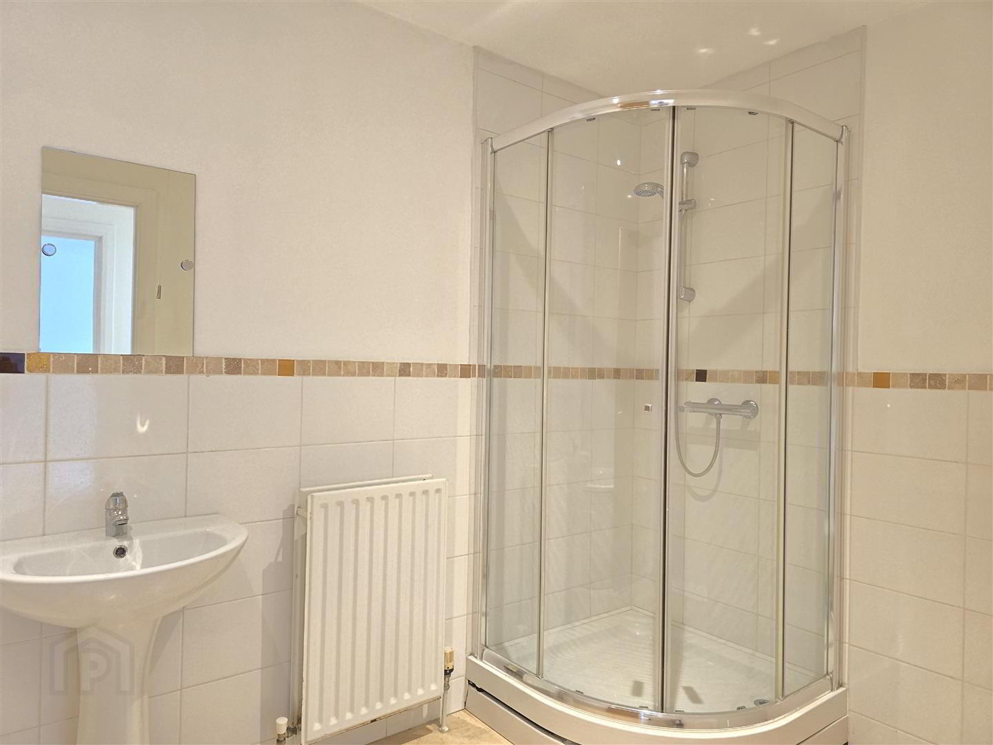 14 Shandon Manor, 17 Clara Road 8 of 13