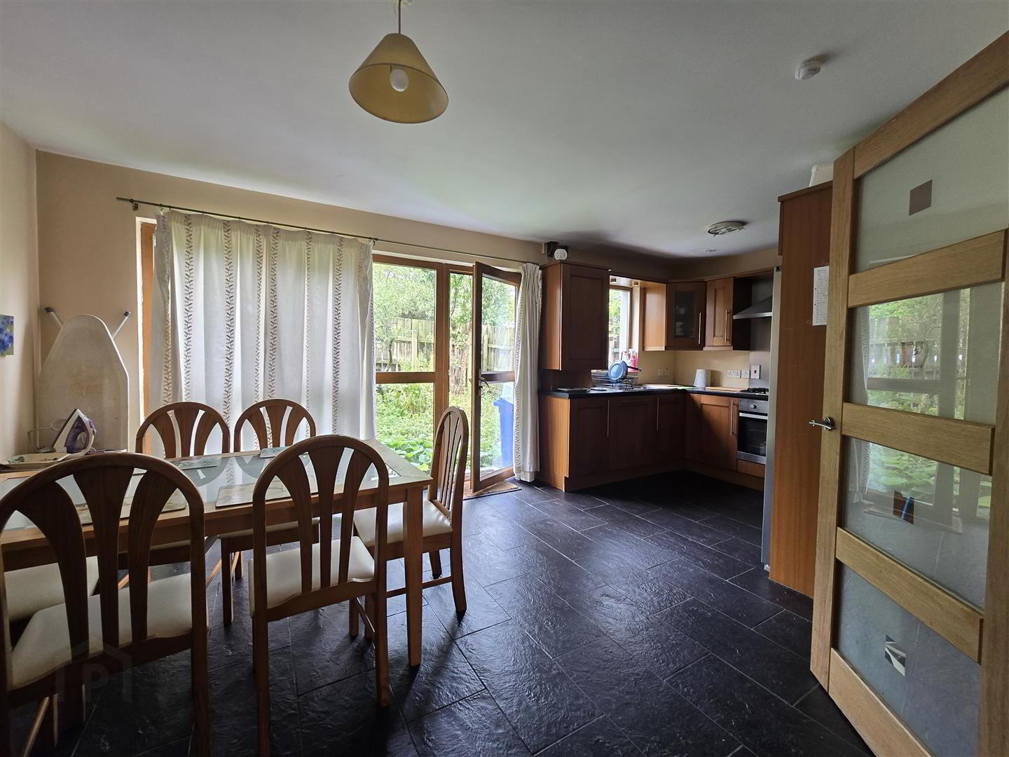 15 Heath Lodge Avenue 4 of 14