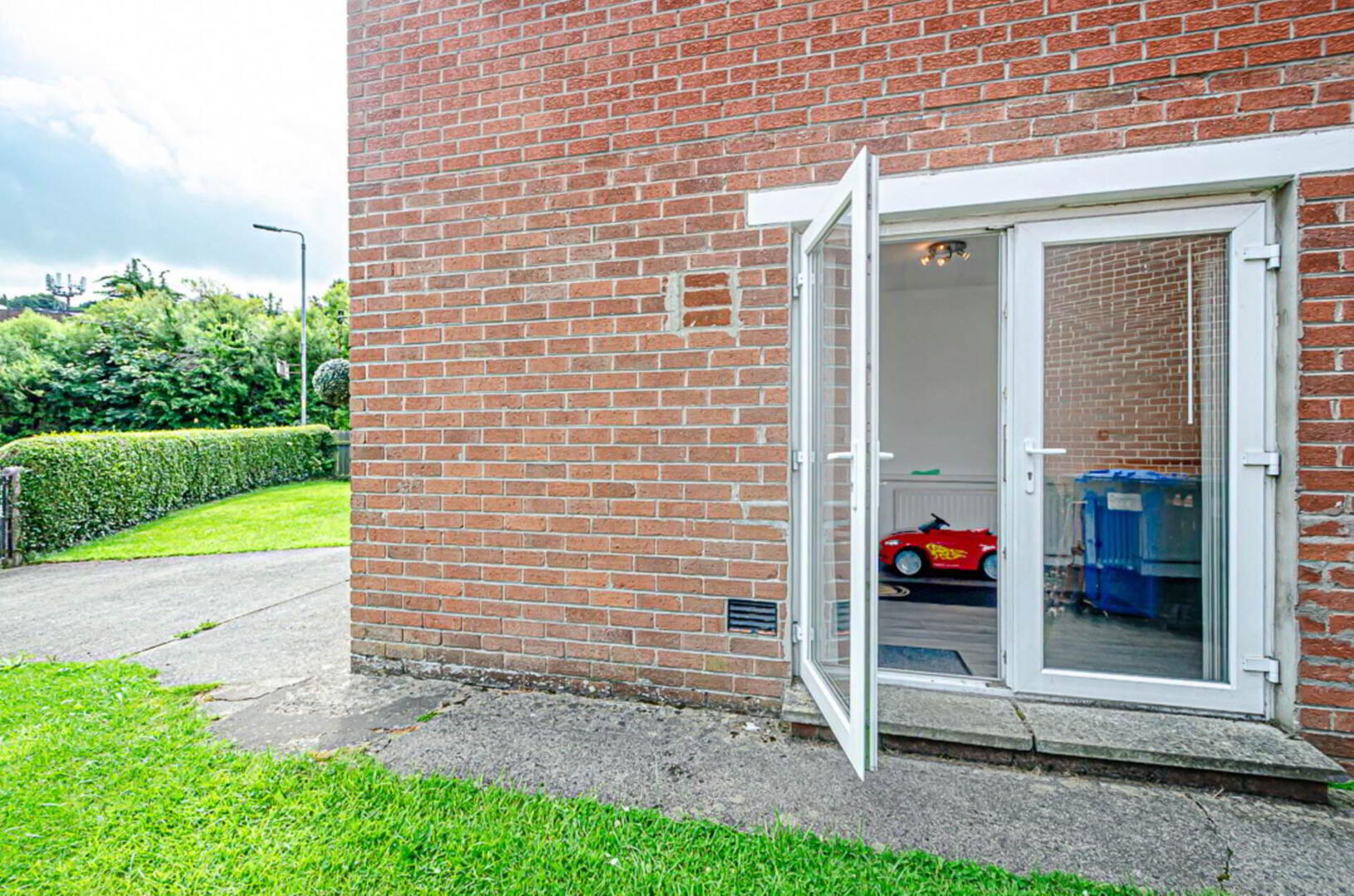 2 Glensharragh Park 46 of 57