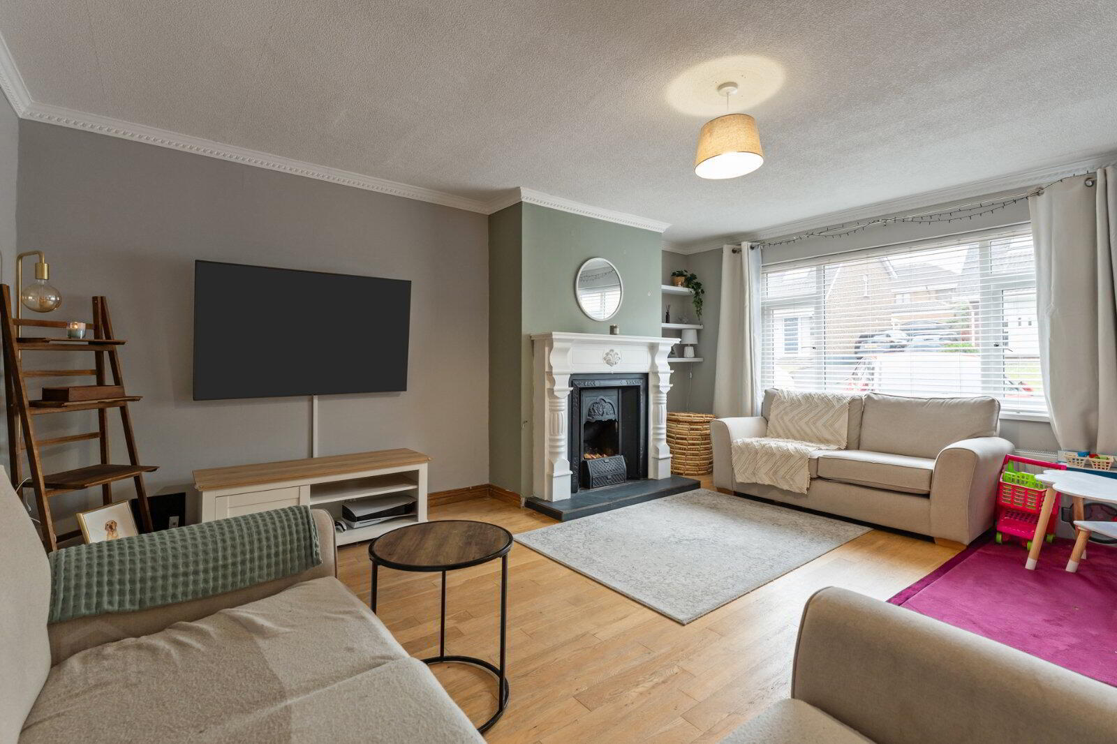 10 Stratford Gardens 6 of 25