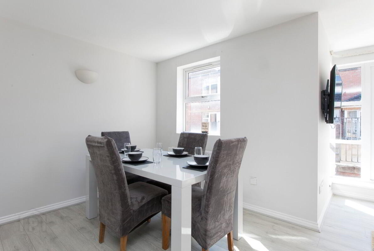 4 Donnybrook Court 6 of 10