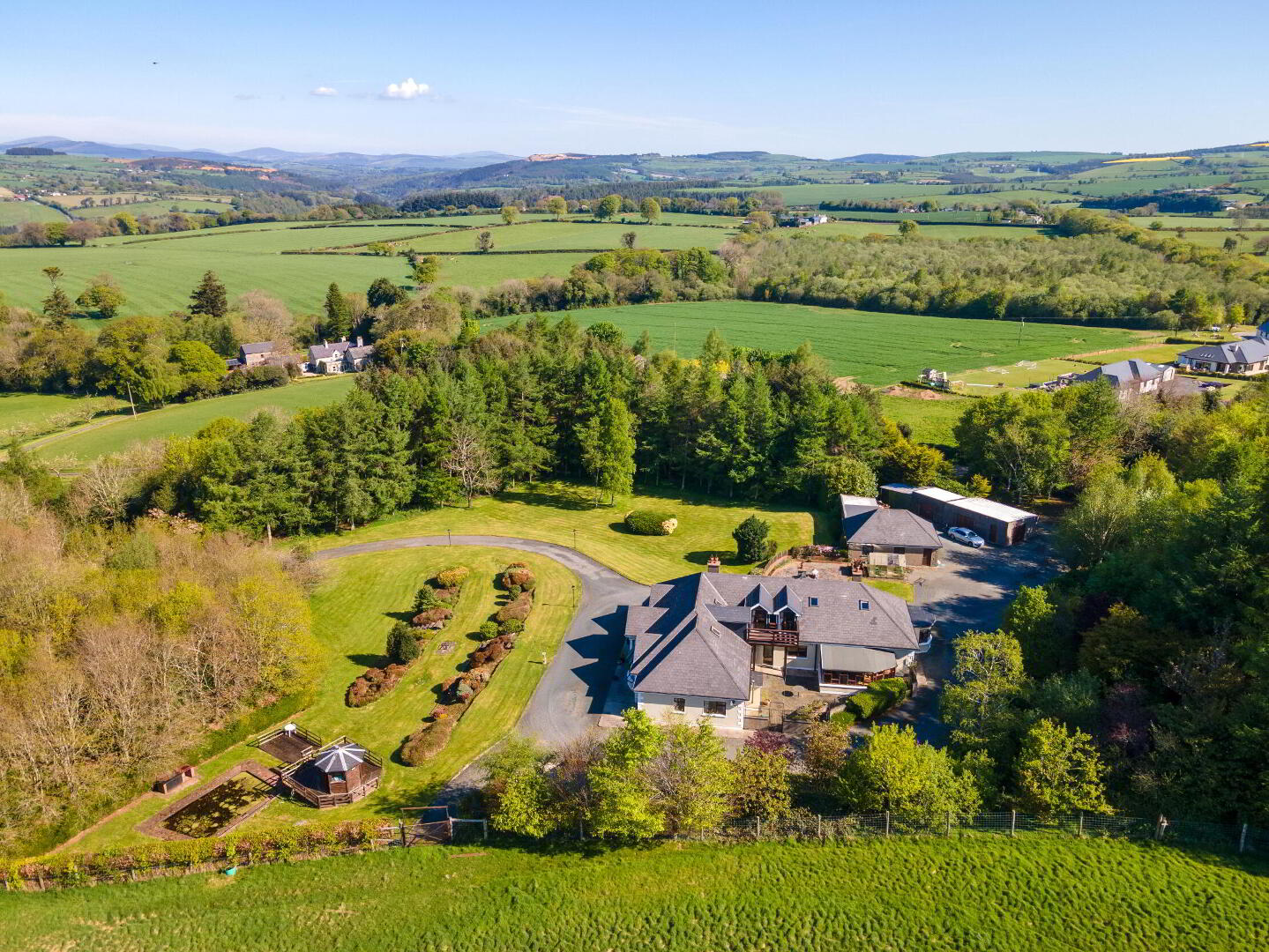 Chatsworth Lodge (with, C. 3 Acres) 30 of 47
