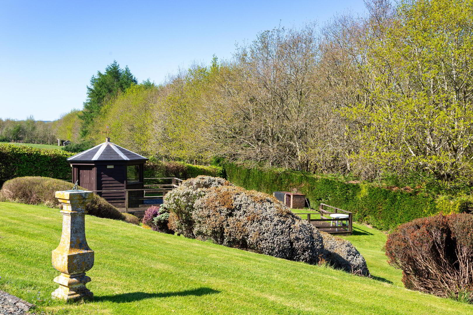 Chatsworth Lodge (with, C. 3 Acres) 39 of 47