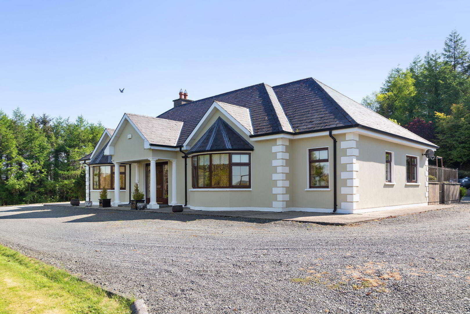 Chatsworth Lodge (with, C. 3 Acres) 45 of 47