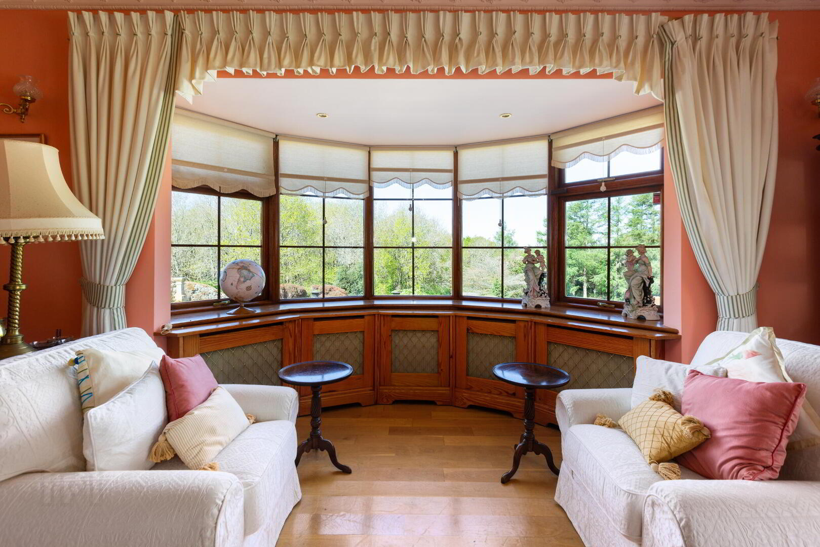 Chatsworth Lodge (with, C. 3 Acres) 9 of 47