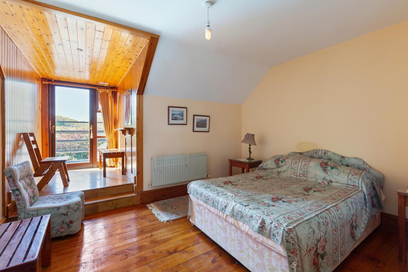 Chatsworth Lodge (with, C. 3 Acres) 15 of 47