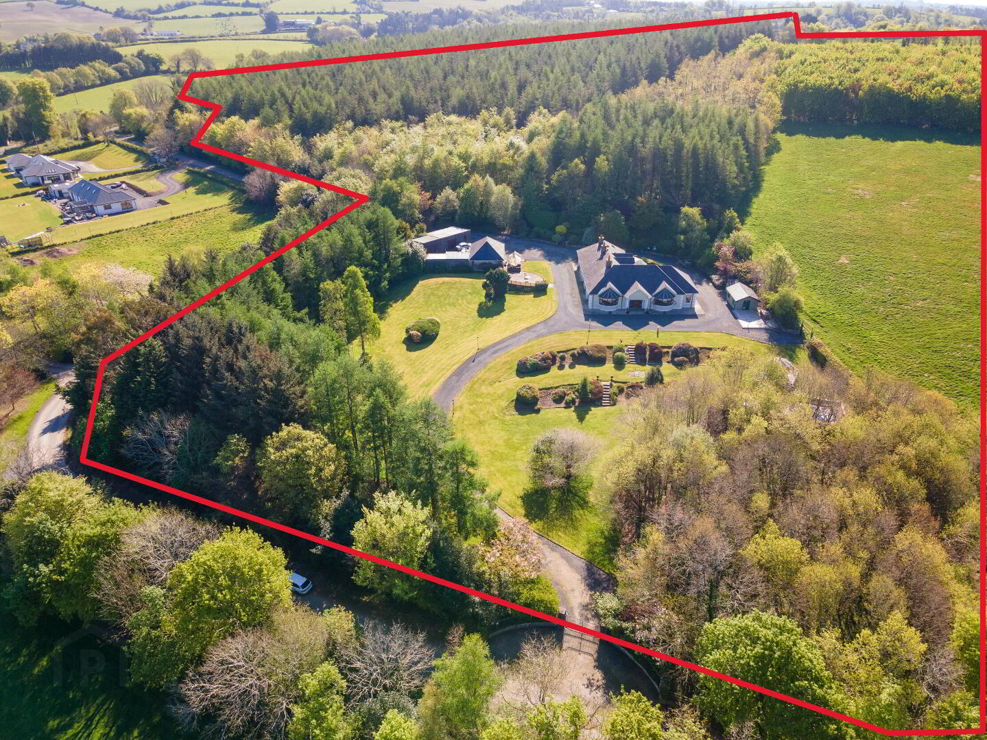Chatsworth Lodge (with, C. 3 Acres) 26 of 47