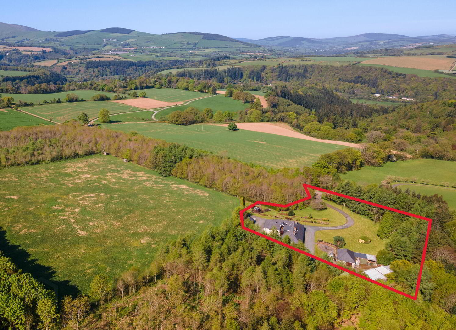 Chatsworth Lodge (With, C. 3 Acres) 24 of 44