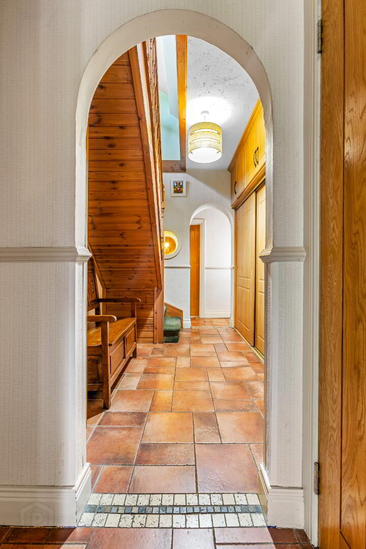 8 Old Grange Avenue 23 of 48