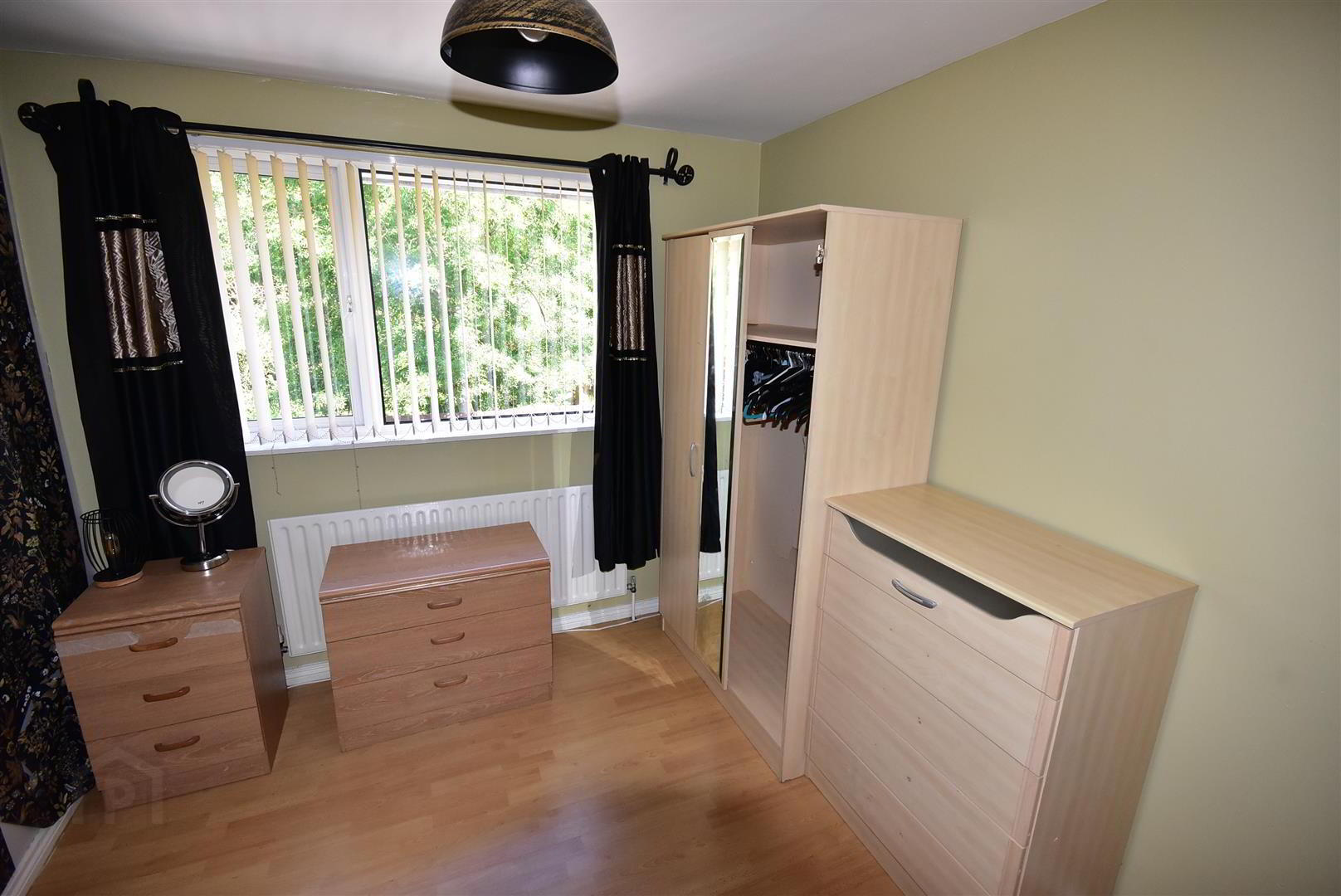 24 Oaklands 13 of 20