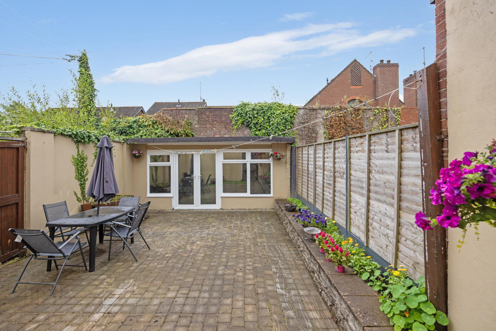 1 Chichester Avenue 29 of 32