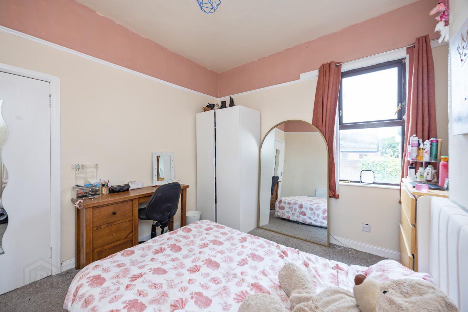 1 Chichester Avenue 18 of 32