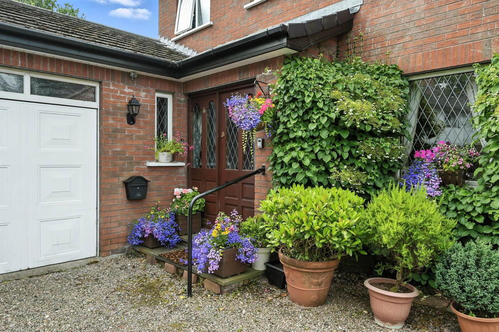 property description image