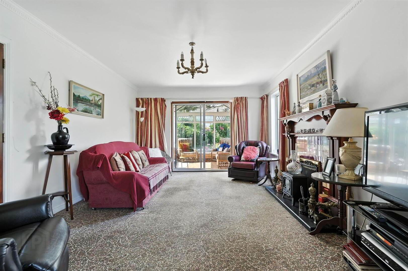 39 Church Avenue 5 of 31
