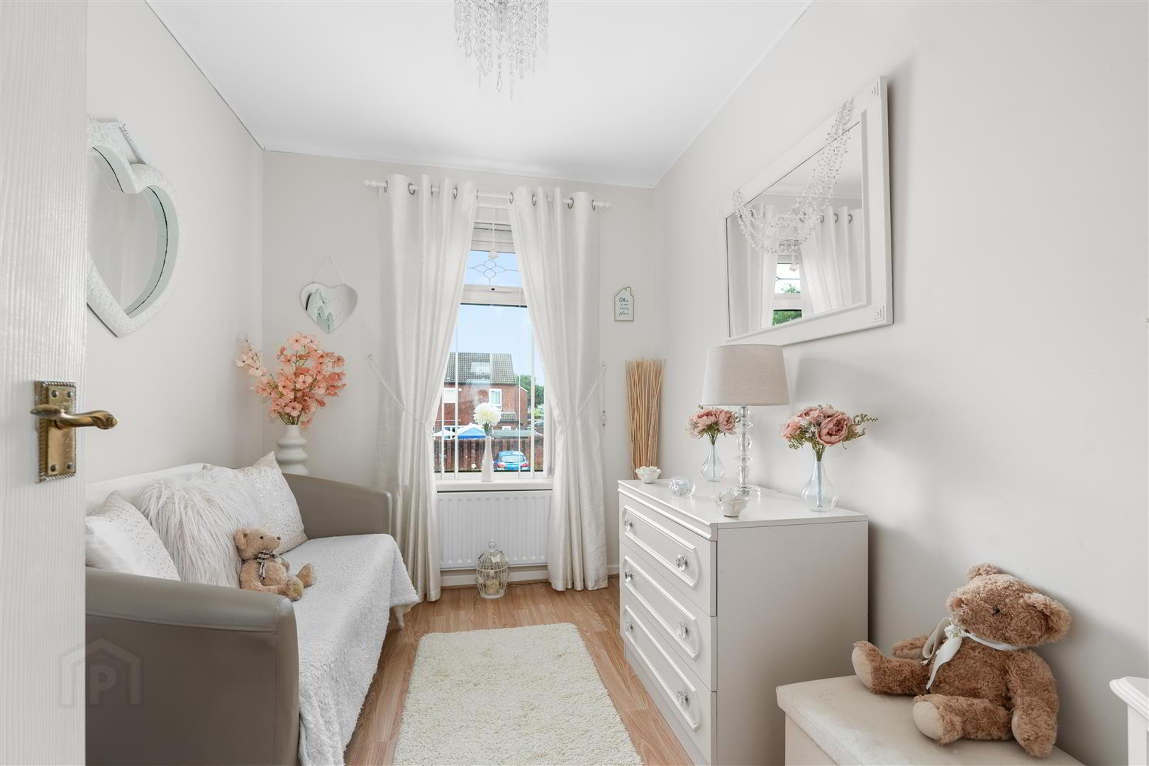 14 Longstone Close 9 of 13