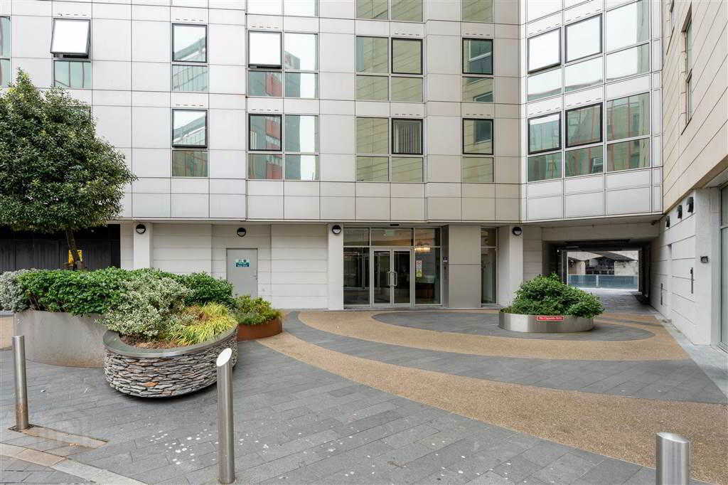 3.09 The Obel, 62 Donegall Quay 4 of 21