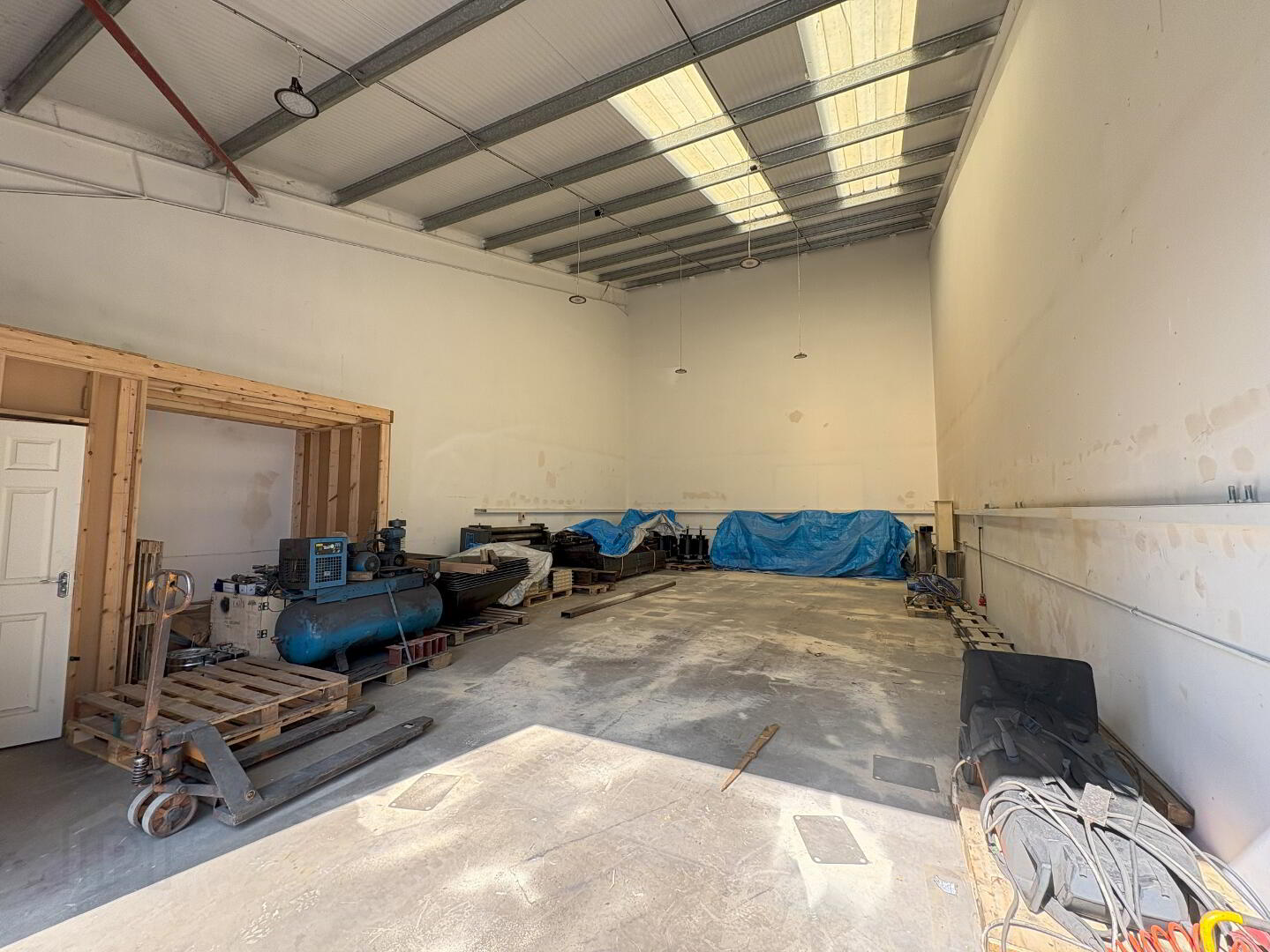 Unit 21, Antrim Business Park 3 of 3