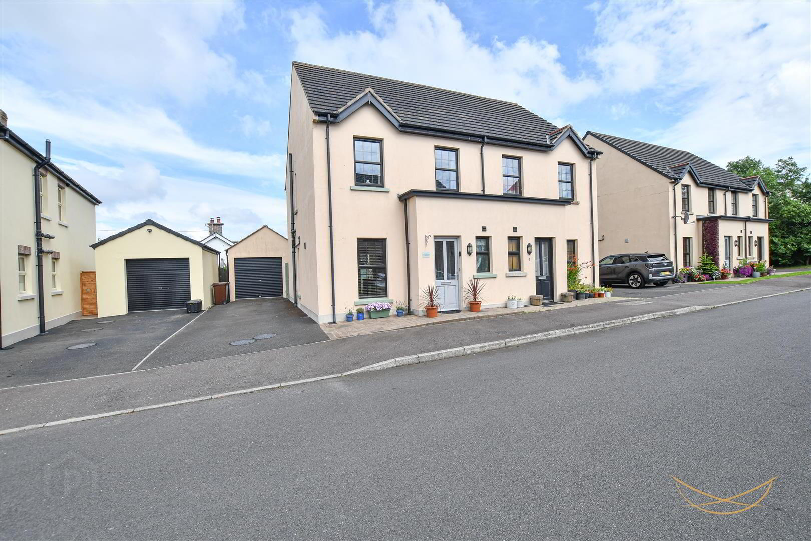 property description image