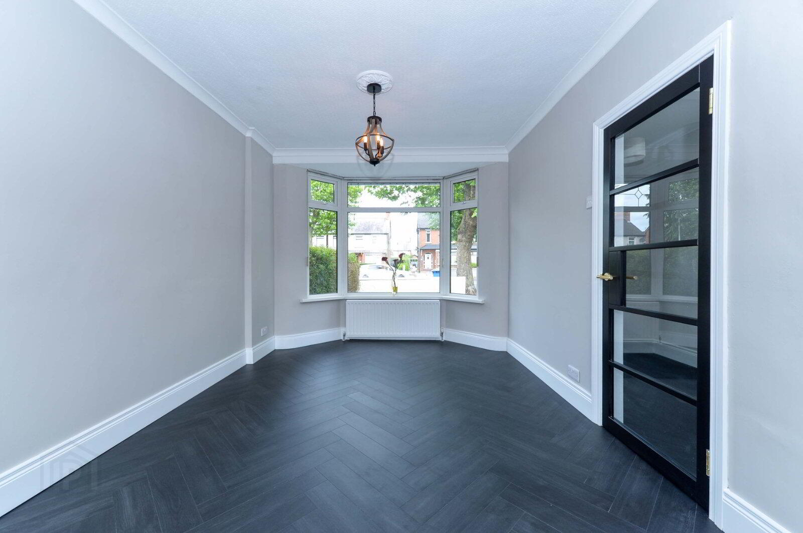 307 Castlereagh Road 7 of 22