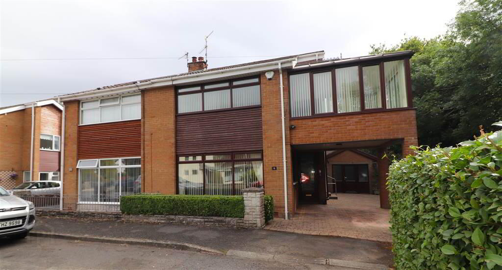 6 Orchard Close 1 of 13