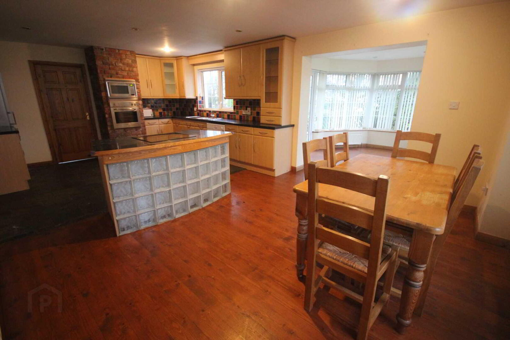 3 Beechwood Grove 8 of 13