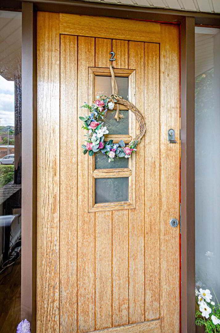 2 Thornhill Grove 6 of 60