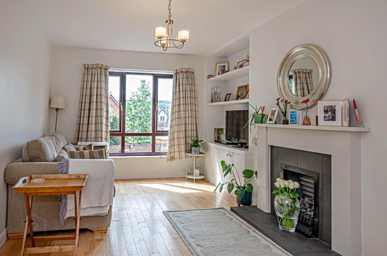 2 Thornhill Grove 13 of 60