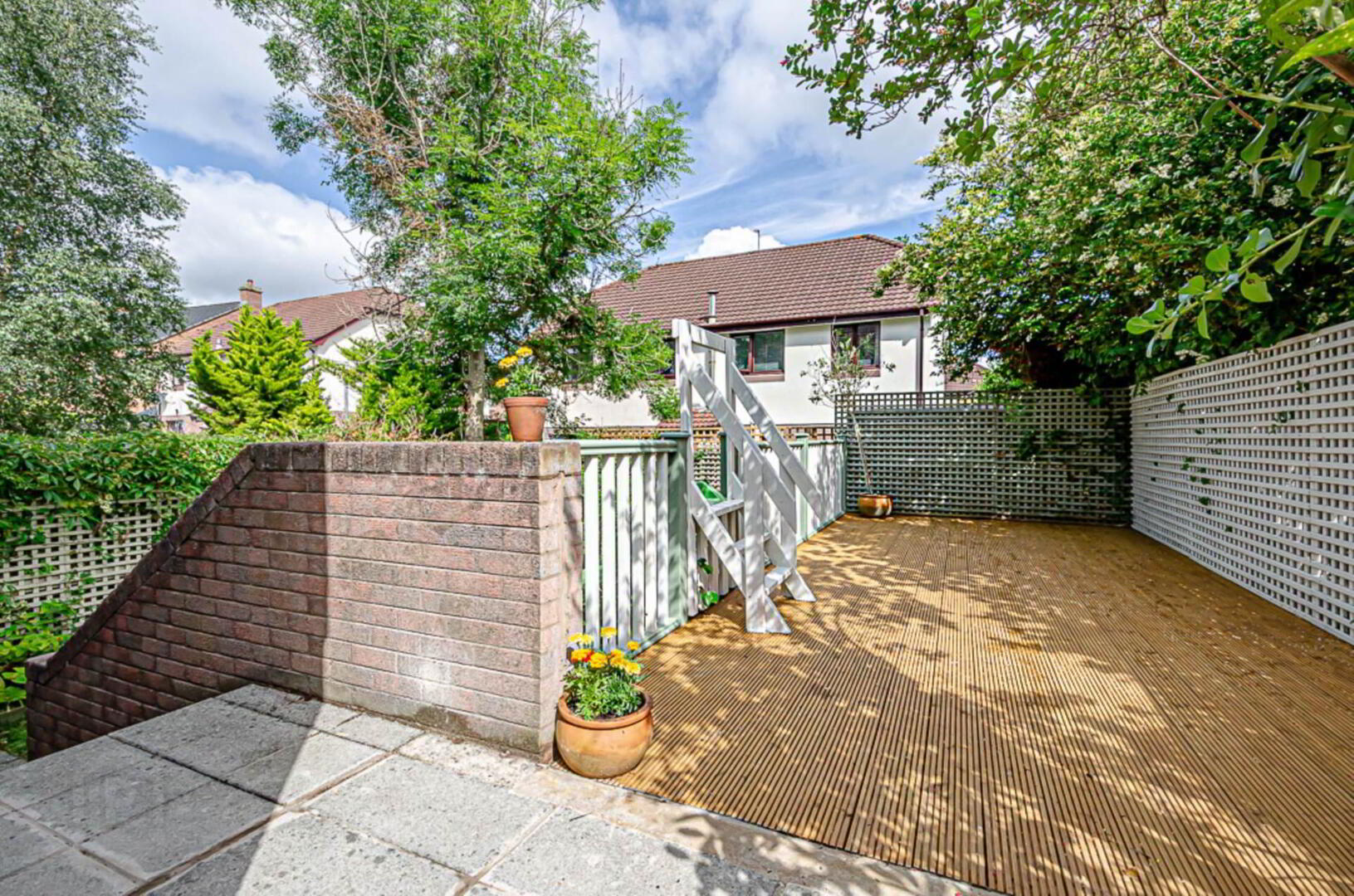 2 Thornhill Grove 55 of 60
