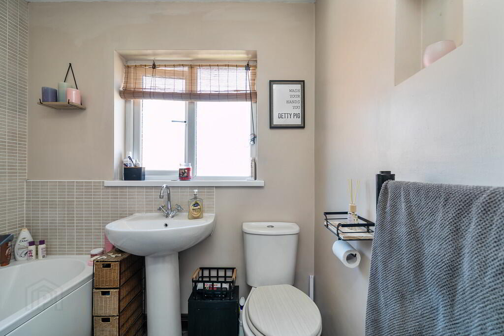 44 Orangefield Avenue 13 of 23