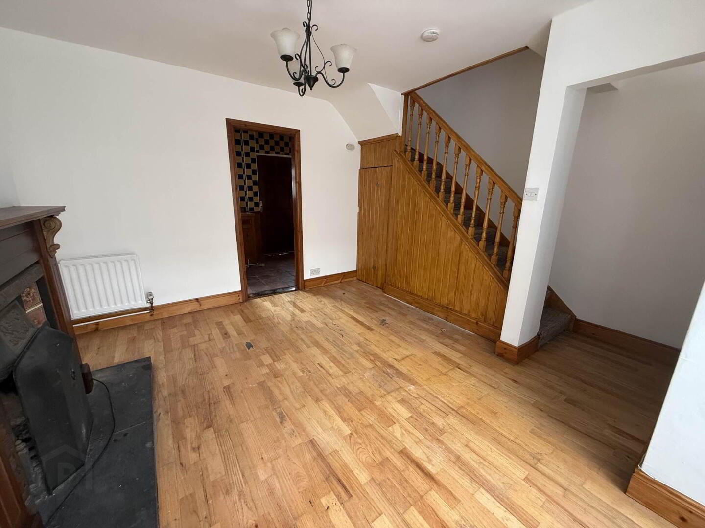 39 Lismain Street 3 of 9