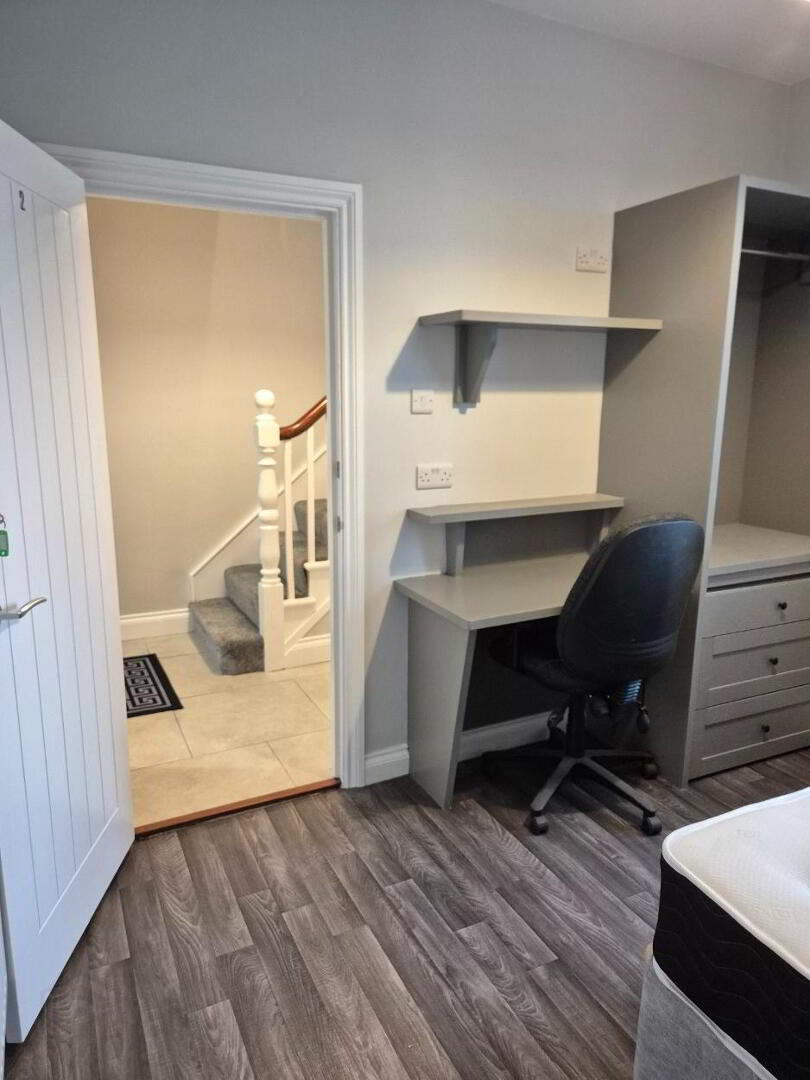 **student Rental** 5 of 13
