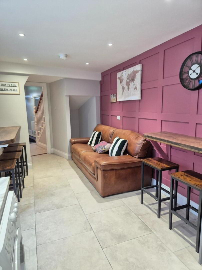**student Rental** 6 of 13
