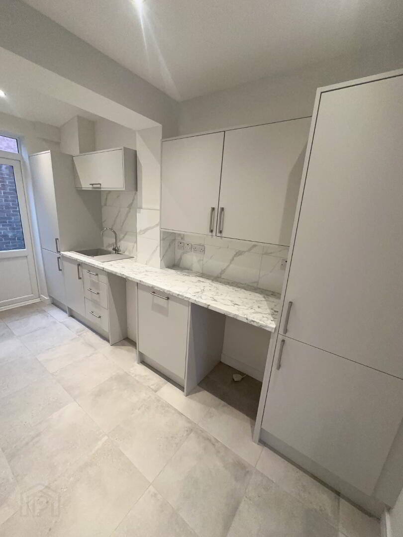 12 Bloomfield Street 11 of 20