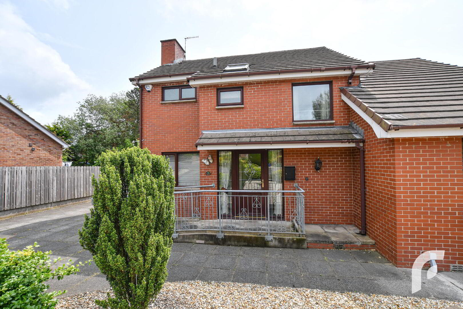 7 Jordanstown Heights 2 of 45