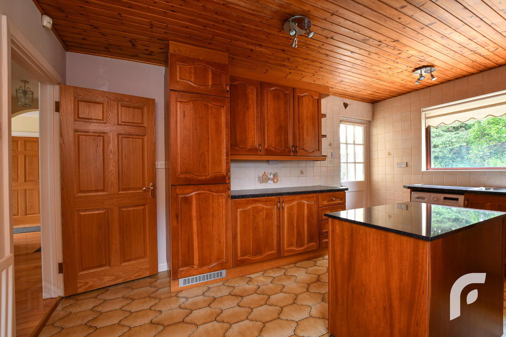 7 Jordanstown Heights 23 of 45