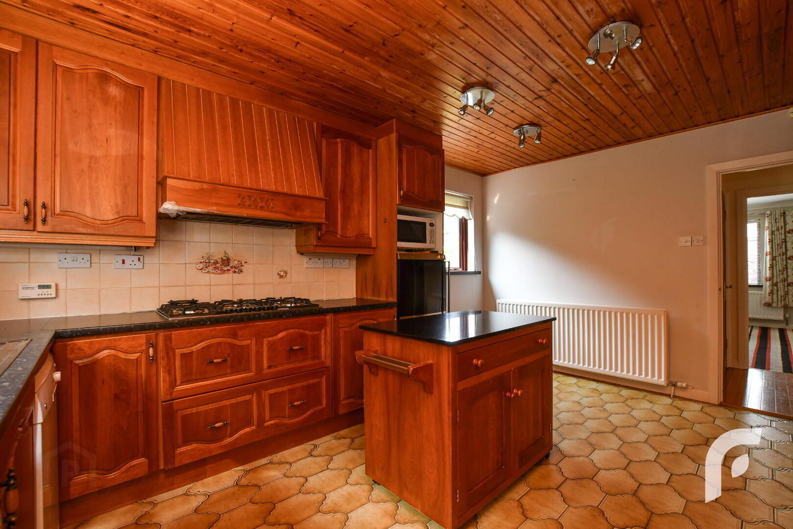 7 Jordanstown Heights 25 of 45