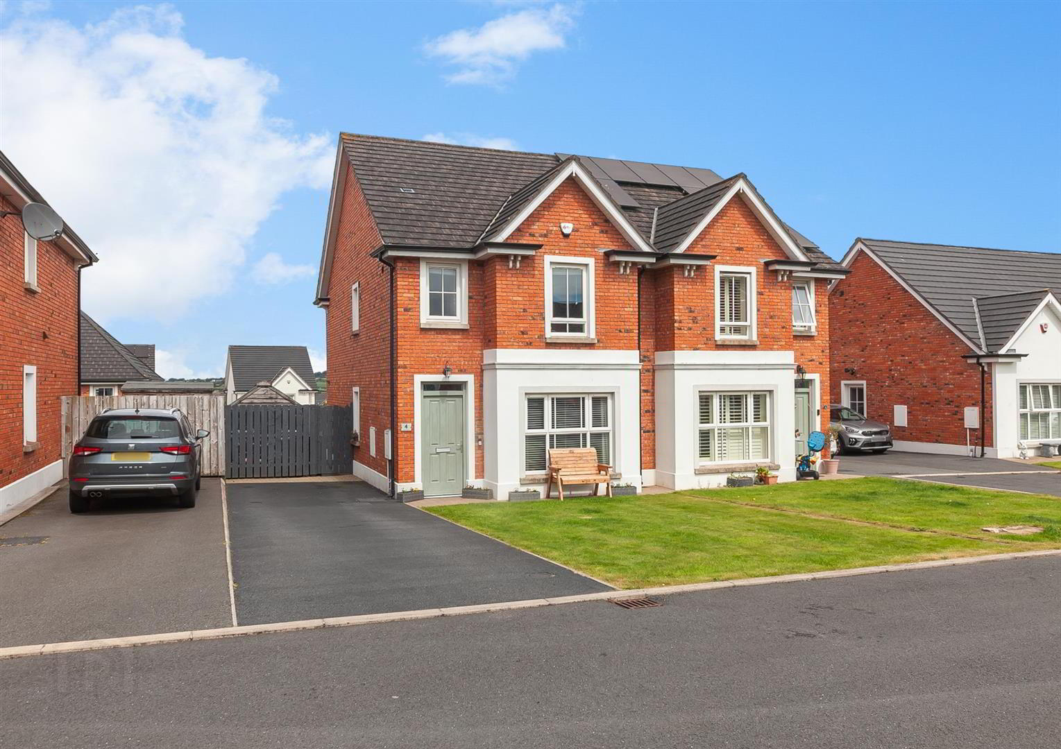4 Foxton Court 1 of 26